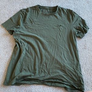 green men’s a&e shirt
